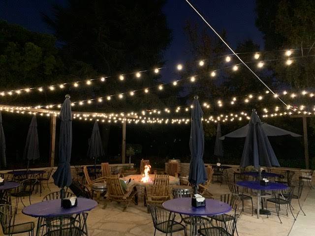 Aces Icehouse | restaurant | 400 N, Saratoga Ave, Santa Clara, CA 95050, USA | 4082484424307 OR +1 408-248-4424 ext. 307