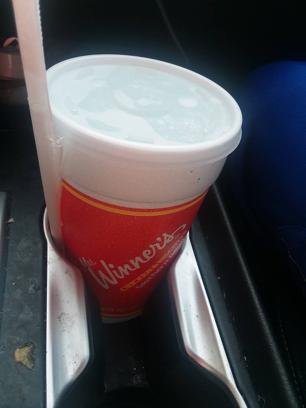 Mrs Winners Chicken & Biscuits | restaurant | 2419 Pio Nono Ave, Macon, GA 31206, USA | 4787850177 OR +1 478-785-0177