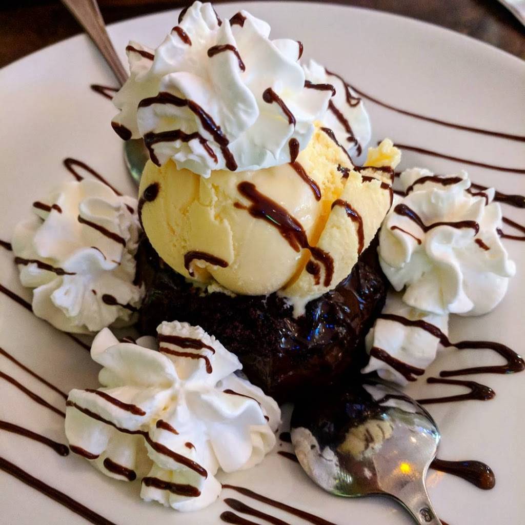 Fancy Lee Asian Bistro n Sushi | restaurant | 101 W Main St, Babylon, NY 11702, USA | 6314226505 OR +1 631-422-6505