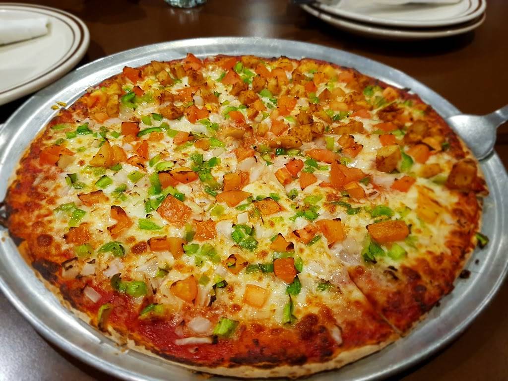 Julios Pizza | restaurant | 17538 Pioneer Blvd, Artesia, CA 90701, USA | 5628096360 OR +1 562-809-6360