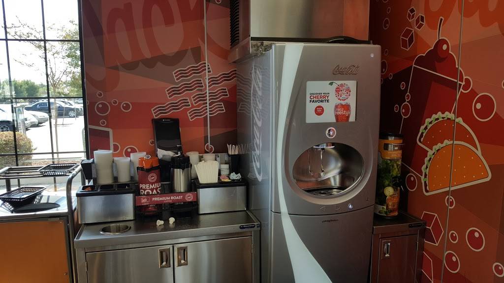 Jack in the Box | restaurant | 605 I St, Reedley, CA 93654, USA | 5596377178 OR +1 559-637-7178