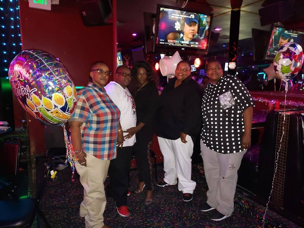 Crenshaw Live Bar & Grill | restaurant | Los Angeles, CA 90008, USA | 3232961066 OR +1 323-296-1066