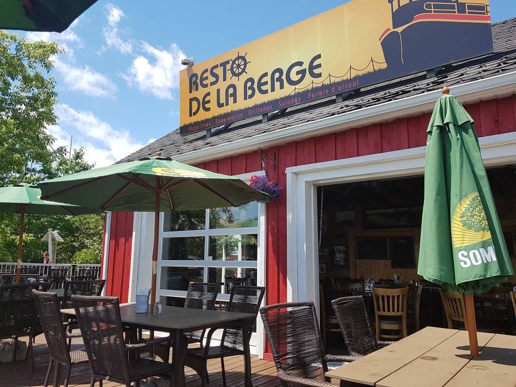 Resto de la berge | restaurant | 599 A 1re Av, Grandes-Piles, QC G0X 1H0, Canada | 8195388585 OR +1 819-538-8585