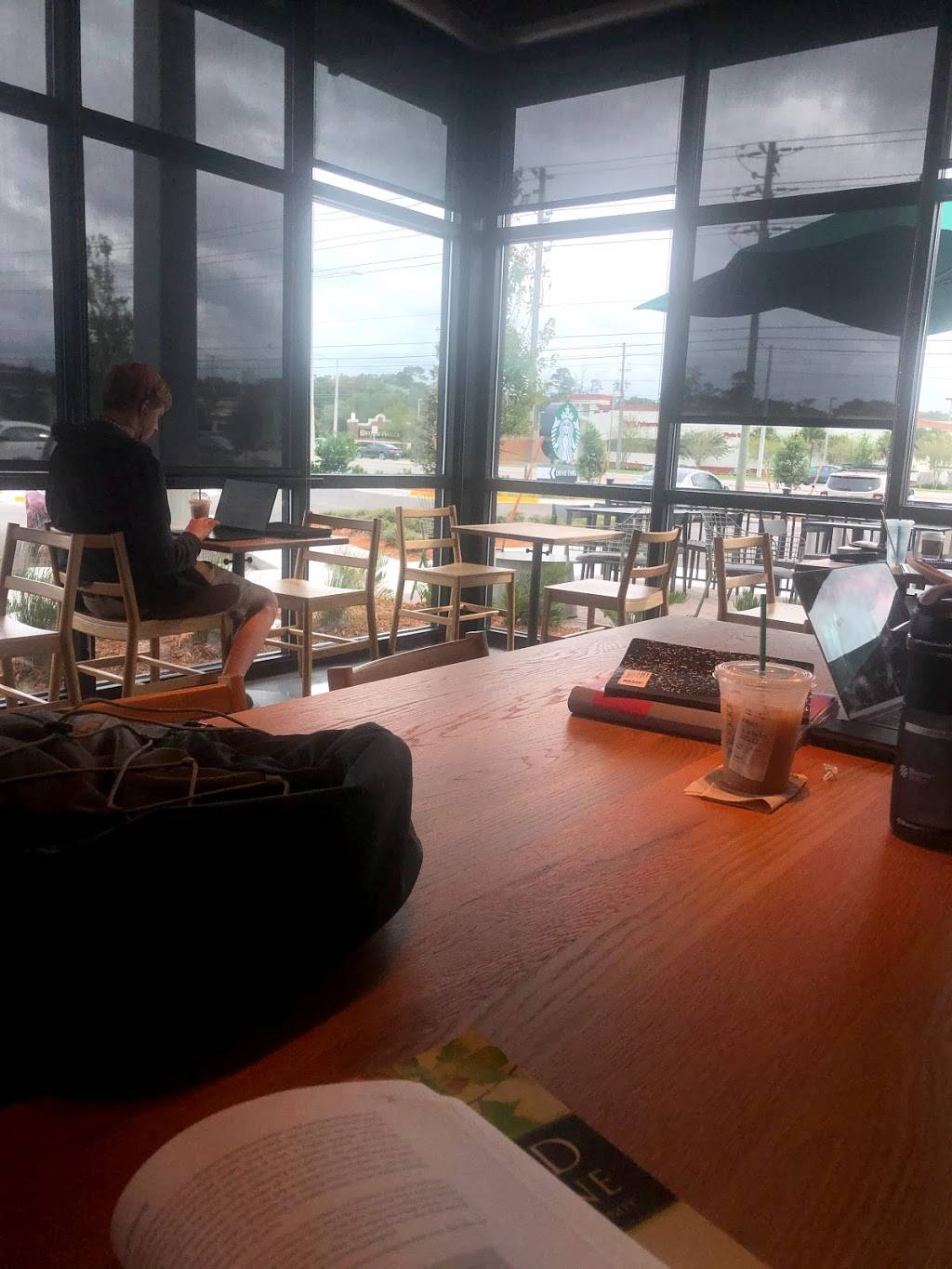 Starbucks | cafe | 13627 E Colonial Dr, Orlando, FL 32826, USA | 4077689464 OR +1 407-768-9464
