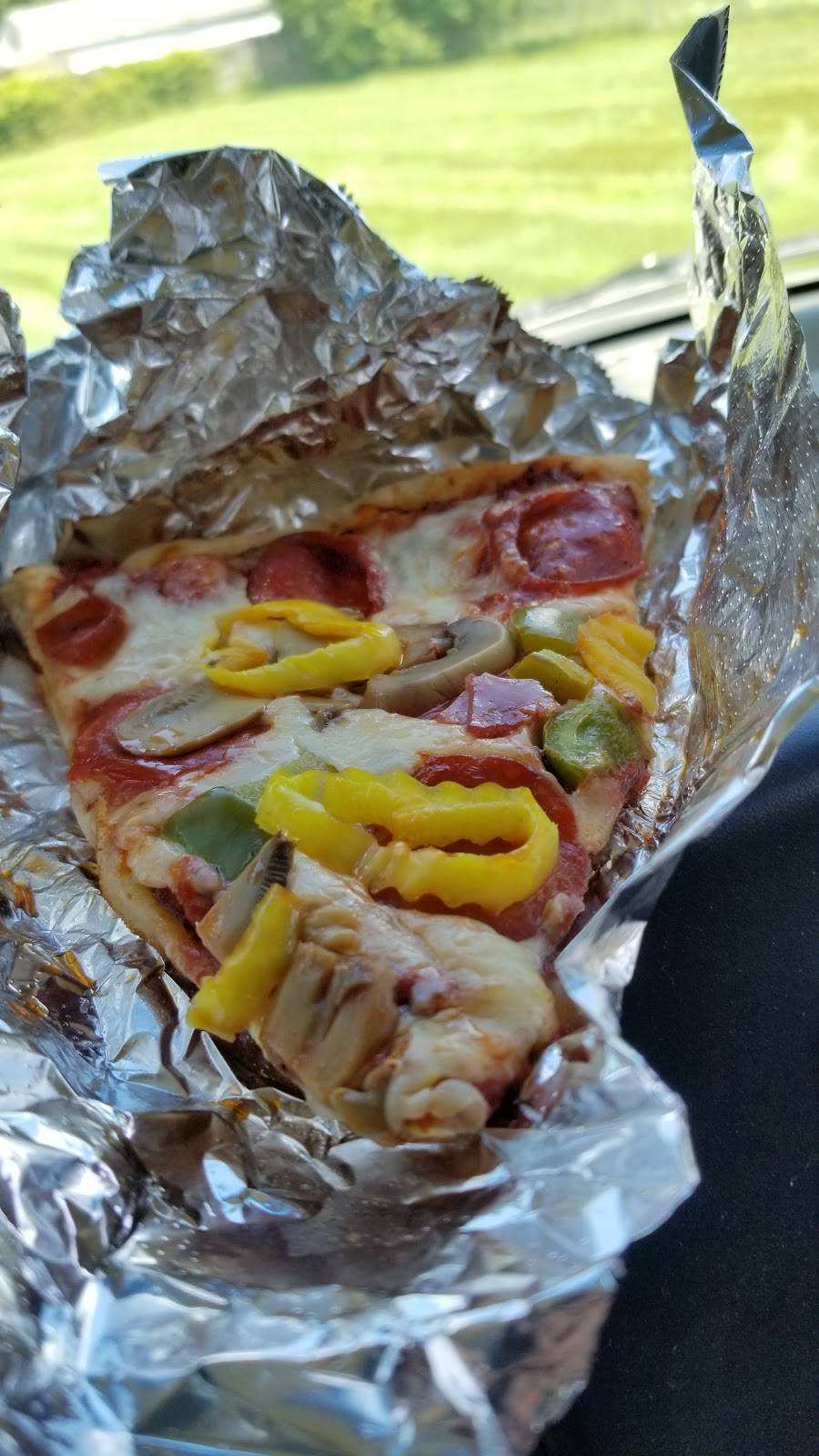 Mamas Pizzeria & Hanis Party | restaurant | 48909 Jefferson Ave, Chesterfield, MI 48047, USA | 5869497400 OR +1 586-949-7400