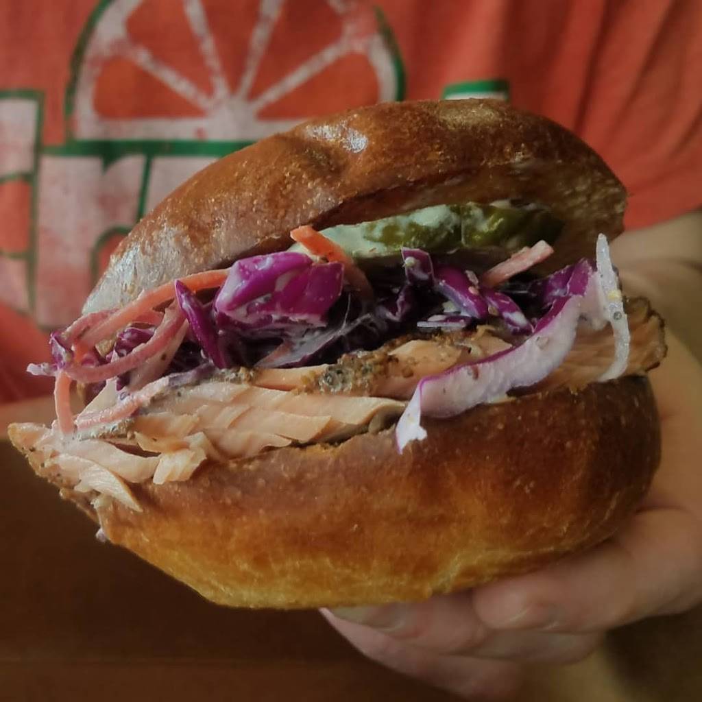 Chula Seafood | restaurant | 8015 E Roosevelt St, Scottsdale, AZ 85257, USA | 4806215121 OR +1 480-621-5121