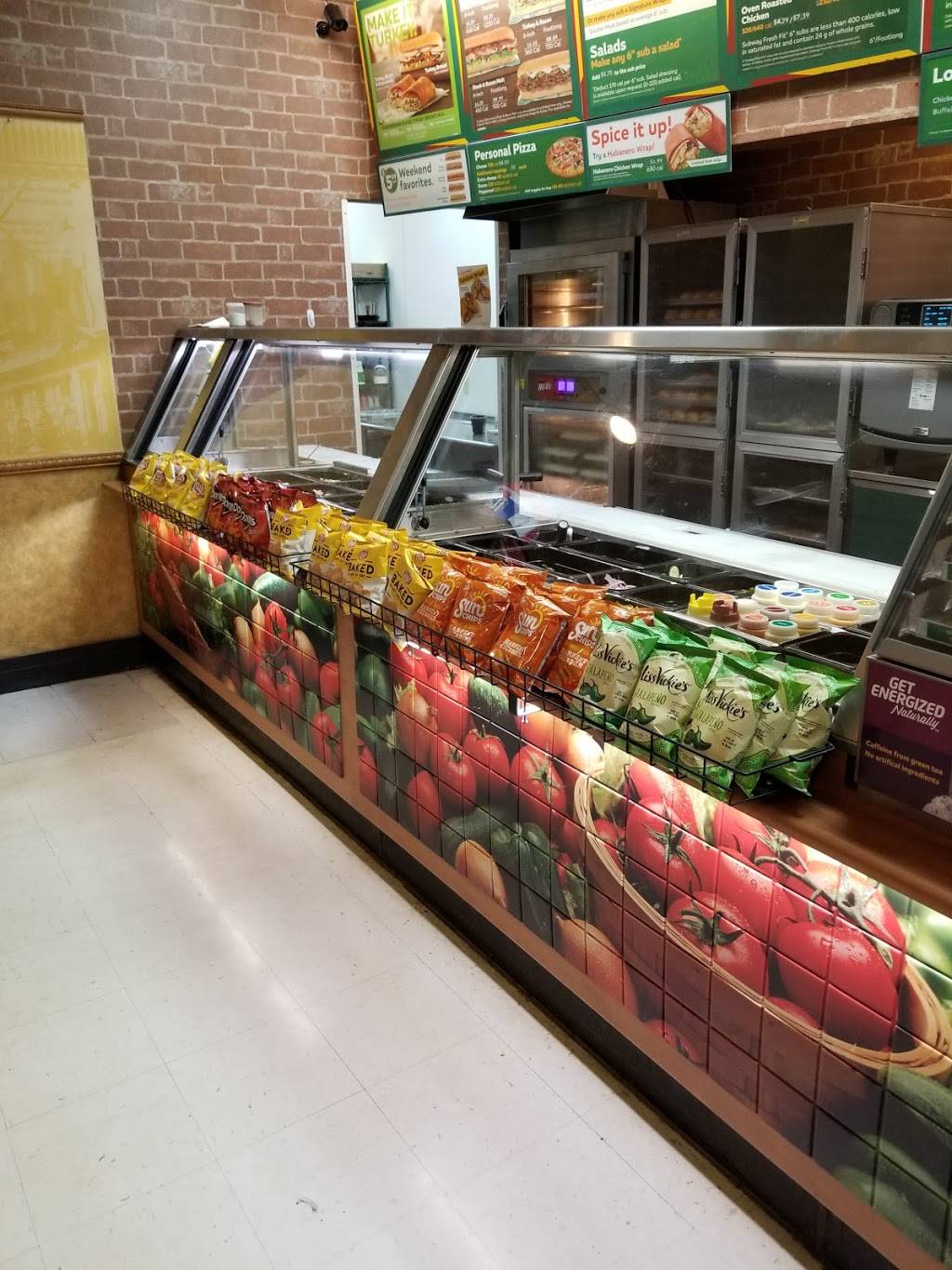 Subway | restaurant | 3955 Vineyard Dr, Dunkirk, NY 14048, USA | 7163662416 OR +1 716-366-2416