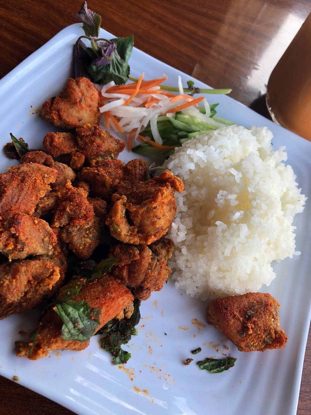 SJ Restaurant | restaurant | 5818, 1280 E Holt Ave, Pomona, CA 91767, USA | 9096200605 OR +1 909-620-0605