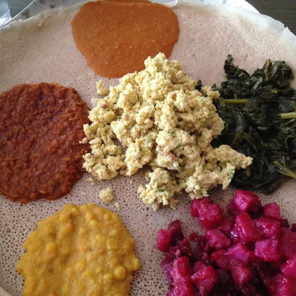 Bati Ethiopian Kitchen | restaurant | 747 Fulton St, Brooklyn, NY 11217, USA | 7187979696 OR +1 718-797-9696