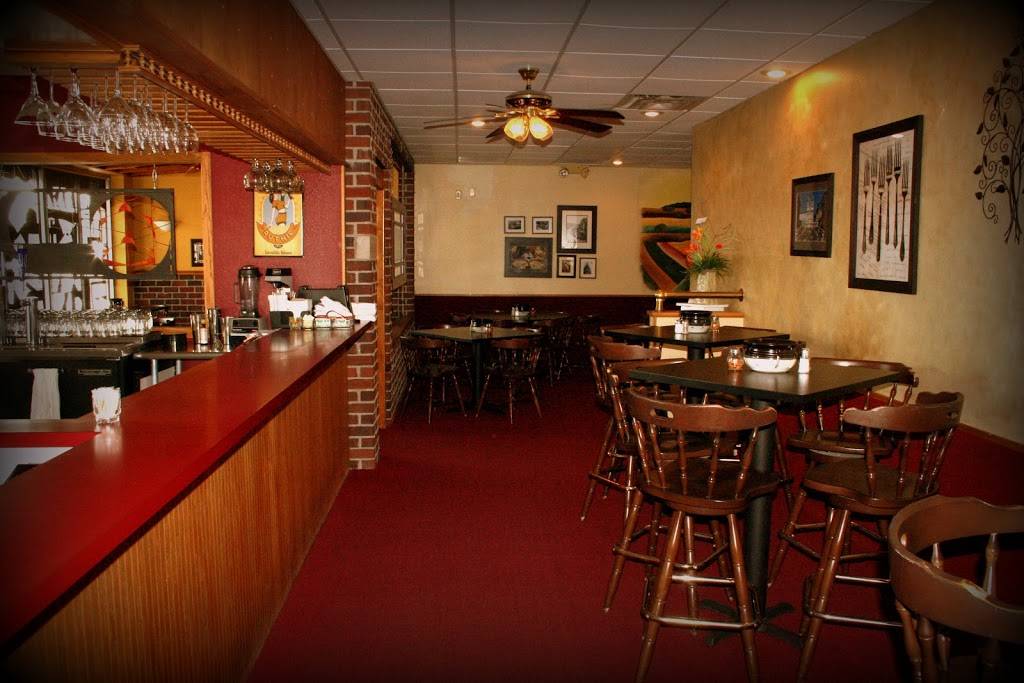 Ge-Angelos | restaurant | 823 Wheeler St #9, Ames, IA 50010, USA | 5152330959 OR +1 515-233-0959