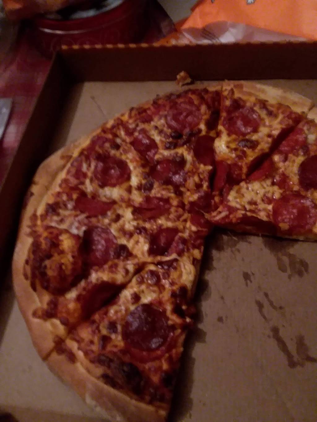 Little Caesars Pizza | meal takeaway | 885 E, Manning Ave, Parlier, CA 93648, USA | 5596461400 OR +1 559-646-1400