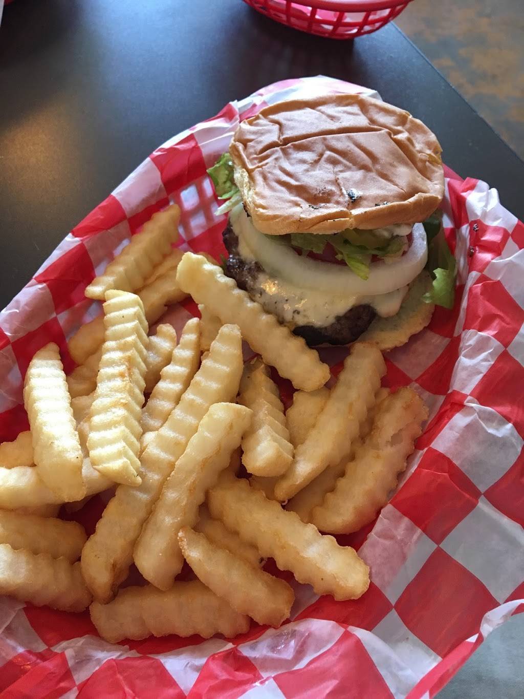 Pig & Chick | restaurant | TN-66, Rogersville, TN 37857, USA | 4232724448 OR +1 423-272-4448