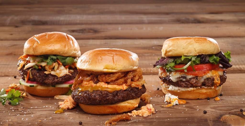 Wild Wing Cafe | restaurant | 4706 Hwy 17 S, North Myrtle Beach, SC 29582, USA | 8433619464 OR +1 843-361-9464