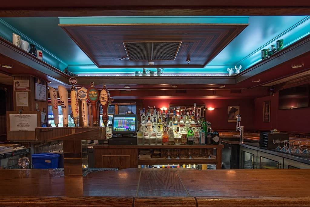 Petrocks Bar & Grille | restaurant | 419 Amwell Rd, Hillsborough Township, NJ 08844, USA | 9083592344 OR +1 908-359-2344