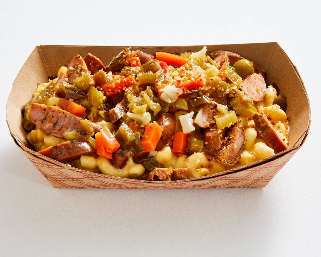 Mac Dynamite | restaurant | 4131 N Rockwell St, Chicago, IL 60618, USA | 8722030830 OR +1 872-203-0830