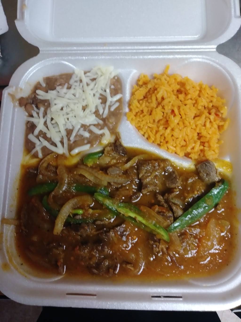 Little Dennis | restaurant | 3007 W 63rd St, Chicago, IL 60629, USA | 7737769571 OR +1 773-776-9571