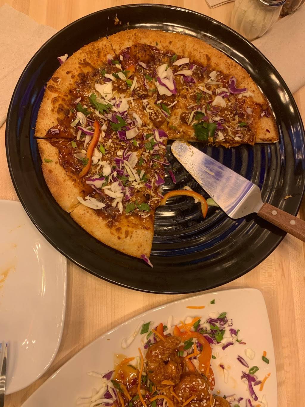 Bostons Pizza Restaurant & Sports Bar | restaurant | 5511 Sunrise Blvd, Citrus Heights, CA 95610, USA | 9164364483 OR +1 916-436-4483