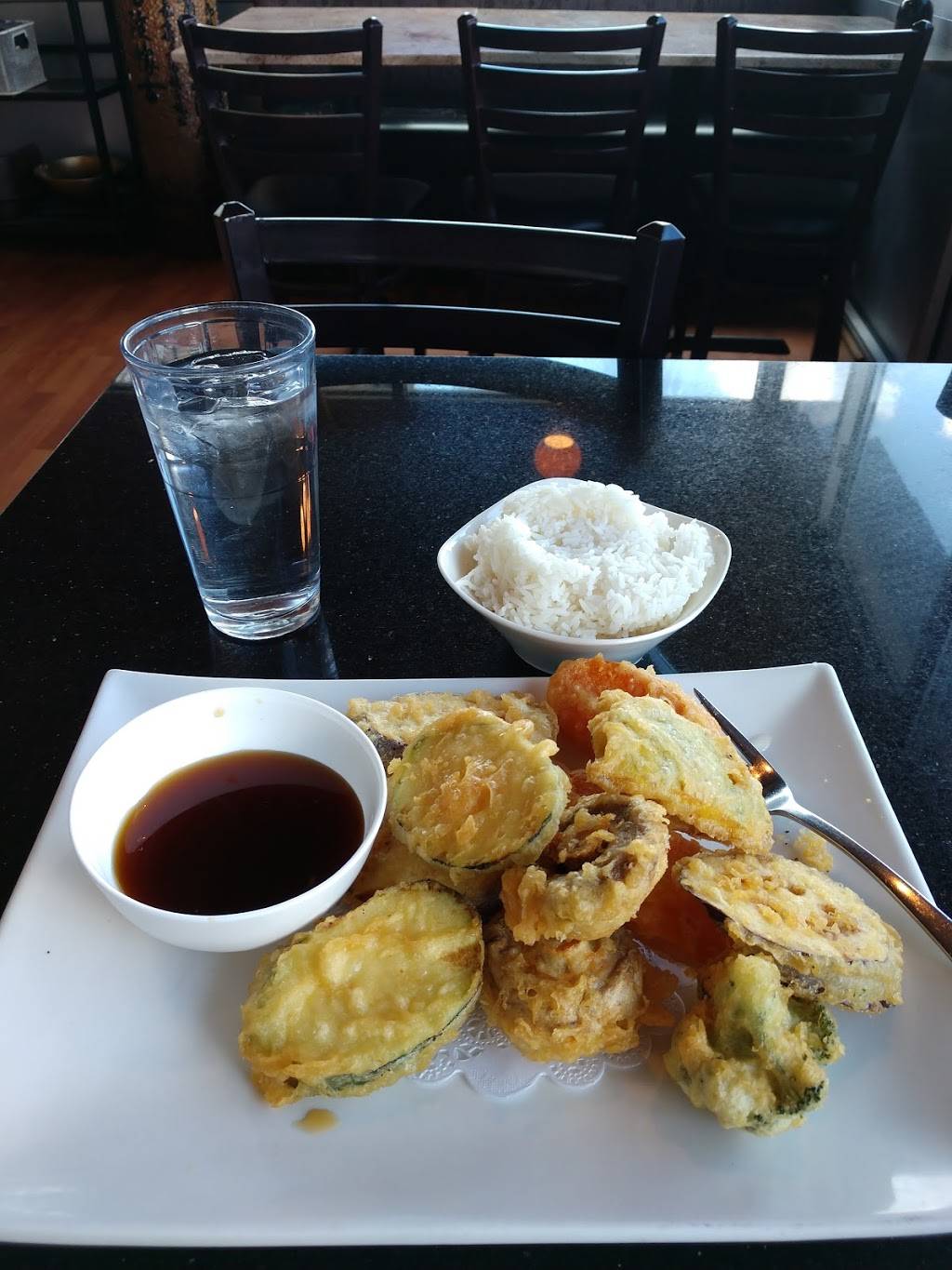 Moon Gate Asian Grill | restaurant | 745 Quebec St, Denver, CO 80220, USA | 3033292921 OR +1 303-329-2921