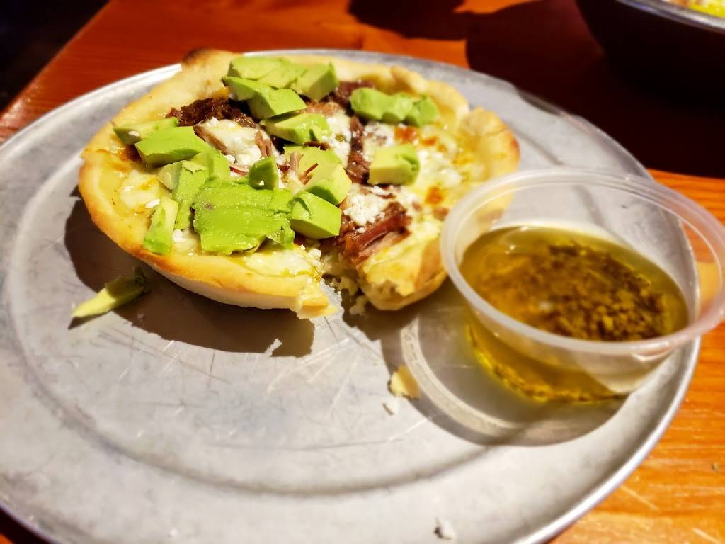 Jos Famous Pizza | restaurant | 900 S Kelly Ave, Edmond, OK 73003, USA | 4053407070 OR +1 405-340-7070