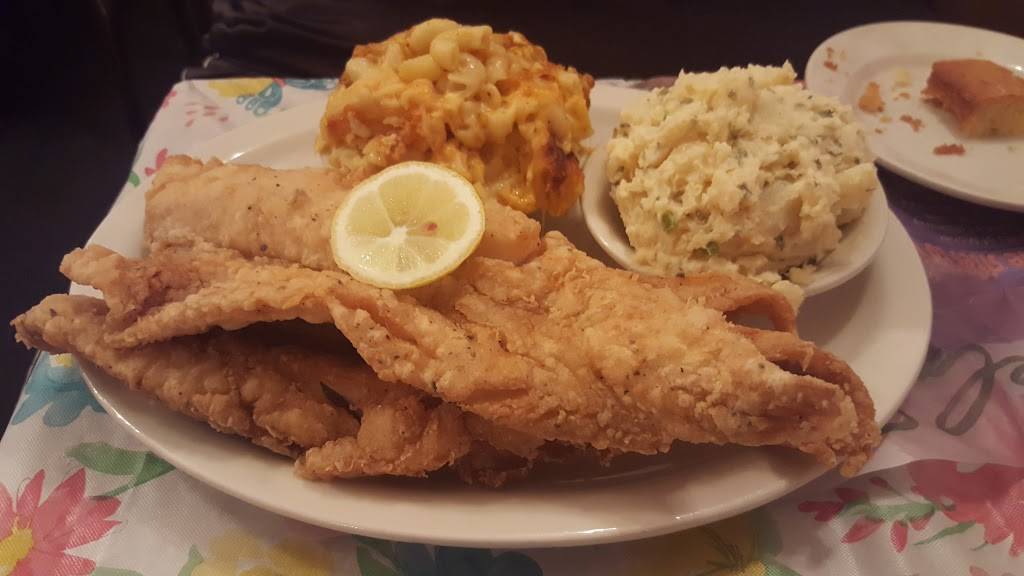 Corinnes Place | restaurant | 1254 Haddon Ave, Camden, NJ 08103, USA | 8565414894 OR +1 856-541-4894