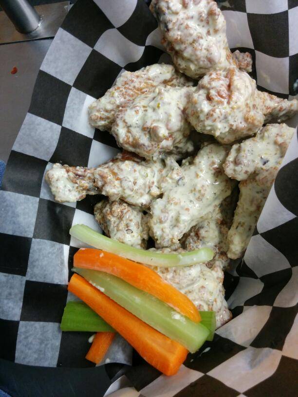 The Garage Bar & Grill | restaurant | 1770 Springfield Church Rd, Jackson Center, PA 16133, USA | 7242697511 OR +1 724-269-7511