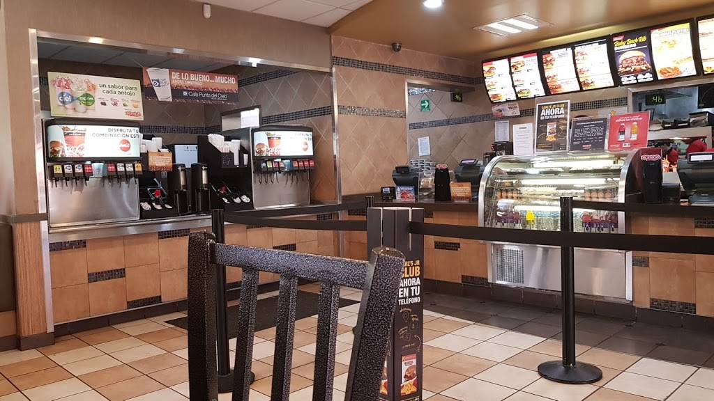 Carls Jr. | restaurant | Boulevard Agua Caliente, Aviación 4501, Aviacion, 22420 Tijuana, B.C., Mexico | 016646818877 OR +52 664 681 8877