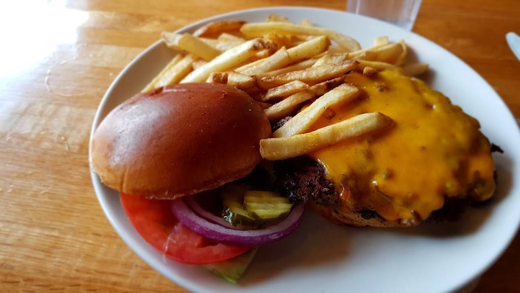 Applebees Grill + Bar | restaurant | 5082 Airport-Pulling Rd N, Naples, FL 34105, USA | 2394347744 OR +1 239-434-7744