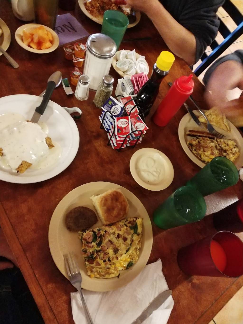 Athens Cafe | cafe | 607 E Tyler St #106, Athens, TX 75751, USA | 9036755504 OR +1 903-675-5504