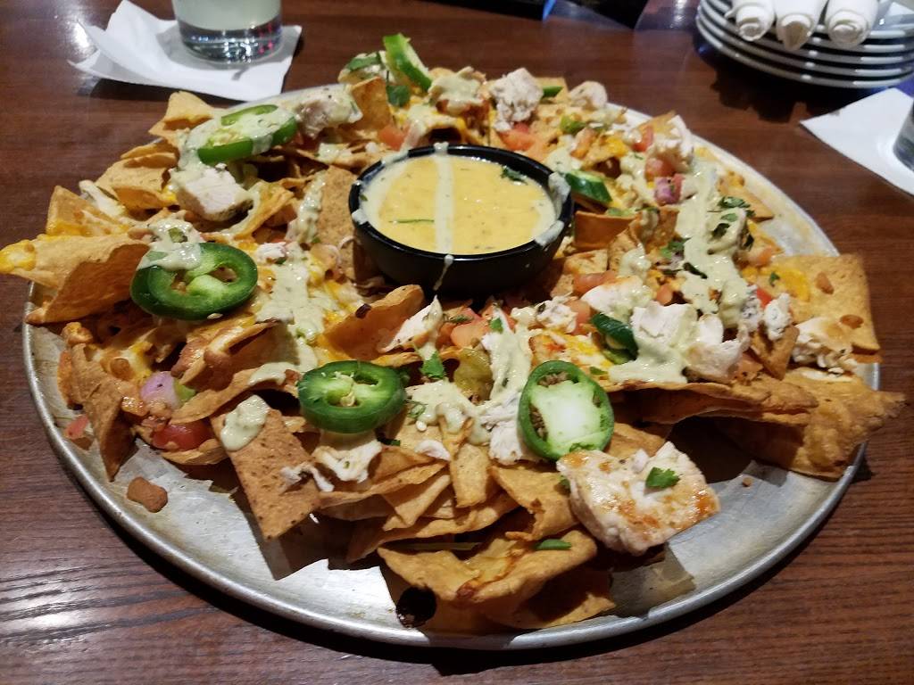 Bar Louie - Crocker Park | night club | 9 Main St, Westlake, OH 44145, USA | 4407887540 OR +1 440-788-7540