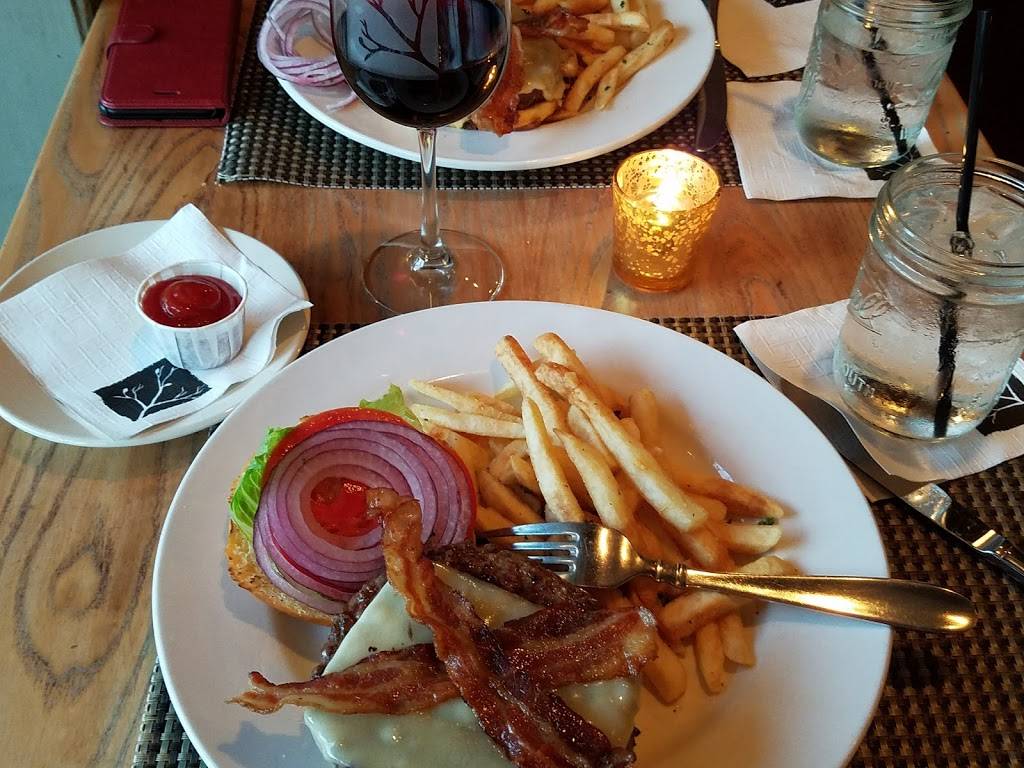 Kindle | restaurant | 111 Bank St, Lewes, DE 19958, USA | 3026457887 OR +1 302-645-7887