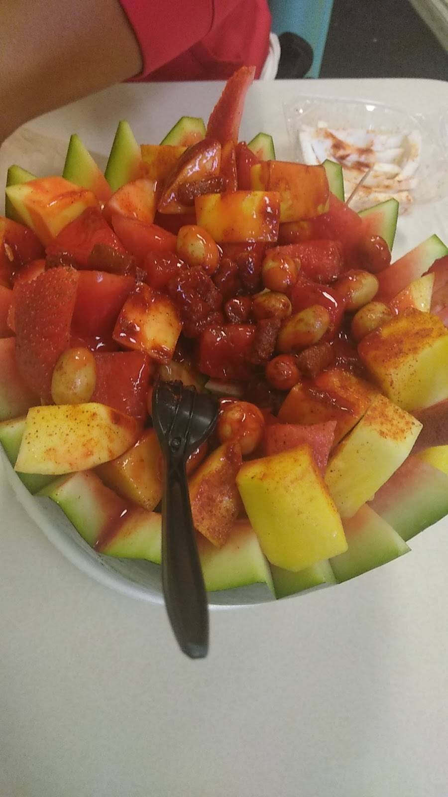 Paleteria La Pina Loca | restaurant | 14073 Main St #111, Hesperia, CA 92345, USA | 7602442697 OR +1 760-244-2697