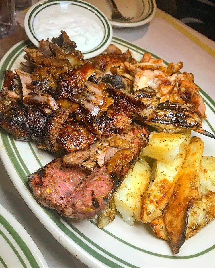 Jackson Gyro | cafe | 85-30 37th Ave, Jackson Heights, NY 11372, USA | 7184339408 OR +1 718-433-9408