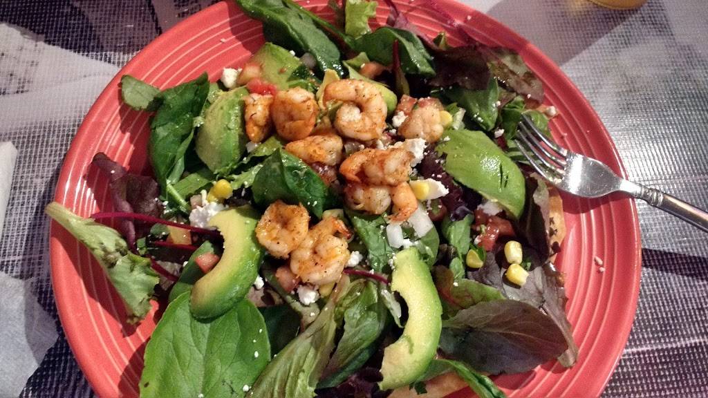 Los Paisa Restaurant | restaurant | 600 W Brown Deer Rd, Milwaukee, WI 53217, USA | 4145402125 OR +1 414-540-2125