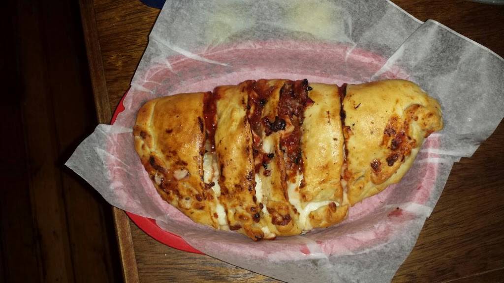 Brickhouse | restaurant | 107 N Buxton St, Indianola, IA 50125, USA | 5159625025 OR +1 515-962-5025