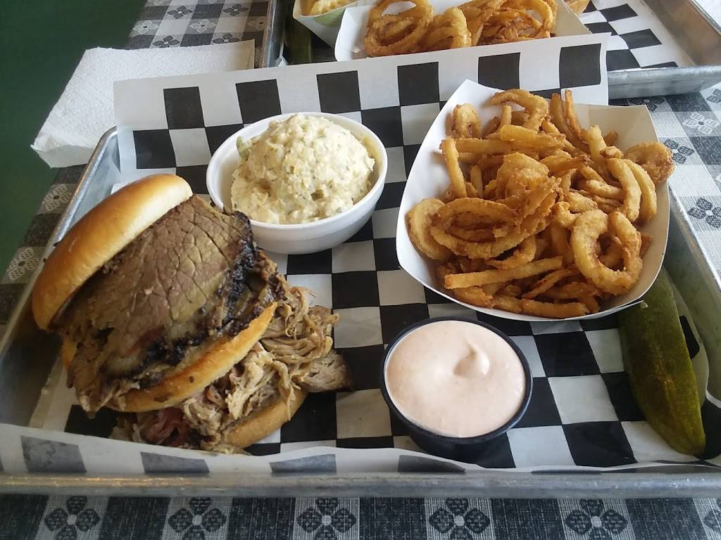 Smokin Crowes BBQ | restaurant | 5517 West State Rd 56, Hanover, IN 47243, USA | 8128664227 OR +1 812-866-4227