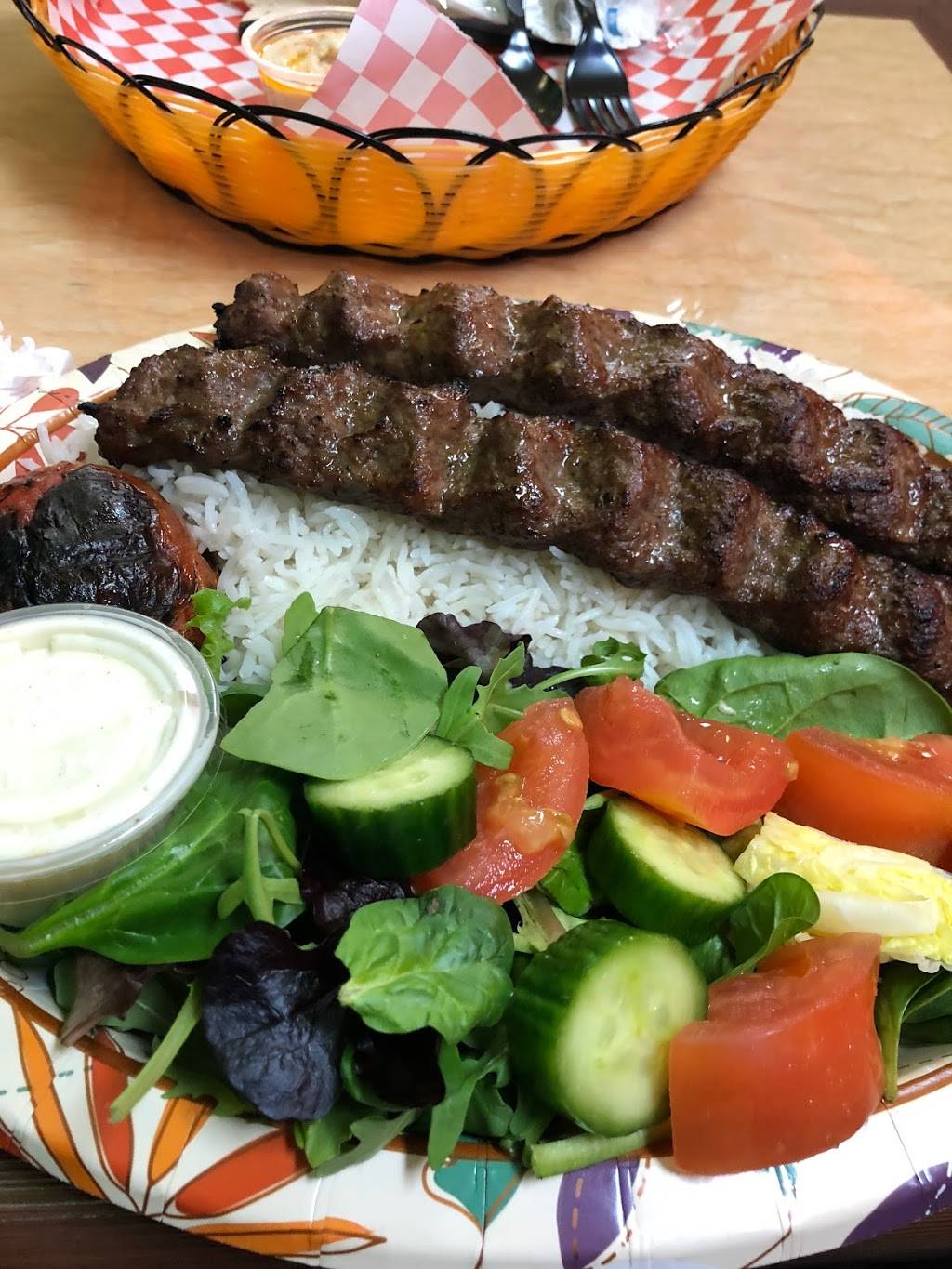 Rafos Cafè | meal takeaway | 101 N Victory Blvd, Burbank, CA 91502, USA | 8188408805 OR +1 818-840-8805