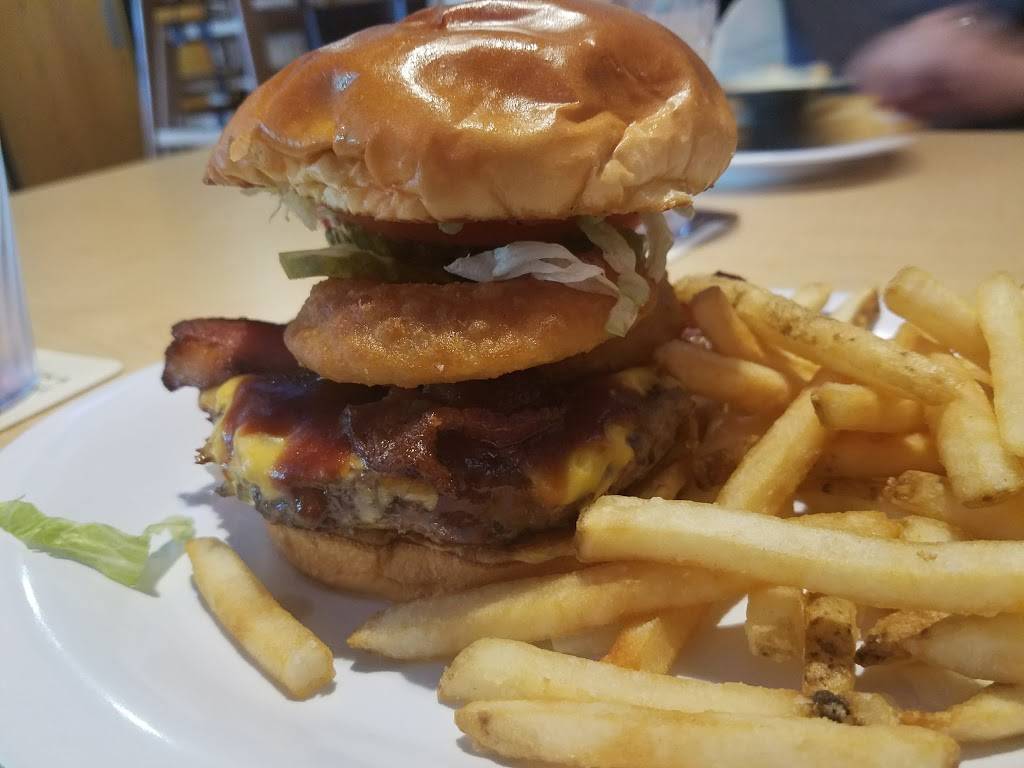 Beef O Bradys | restaurant | 3732 Darrow Rd, Stow, OH 44224, USA | 3306888200 OR +1 330-688-8200