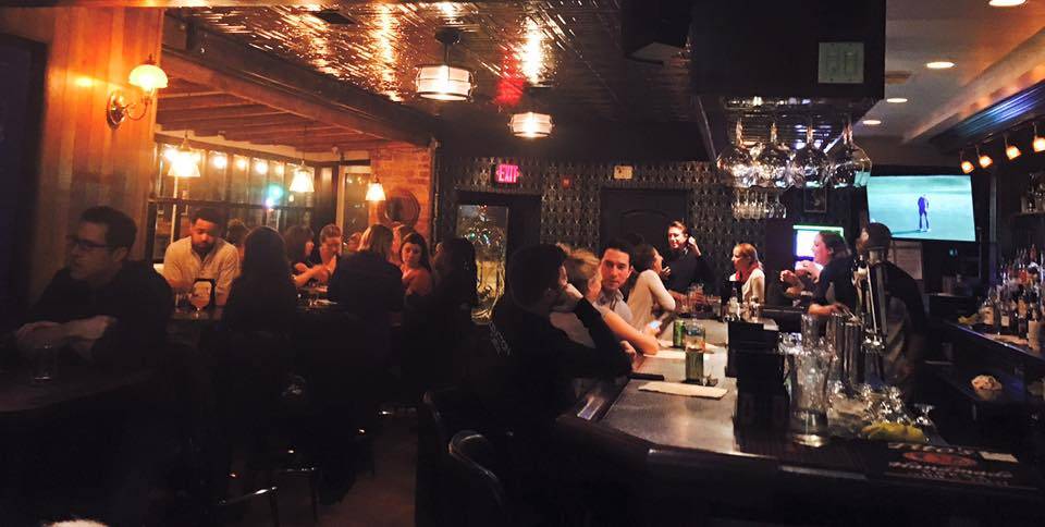 The Commodore Public House & Kitchen | restaurant | 1100 P St NW, Washington, DC 20005, USA | 2022346870 OR +1 202-234-6870