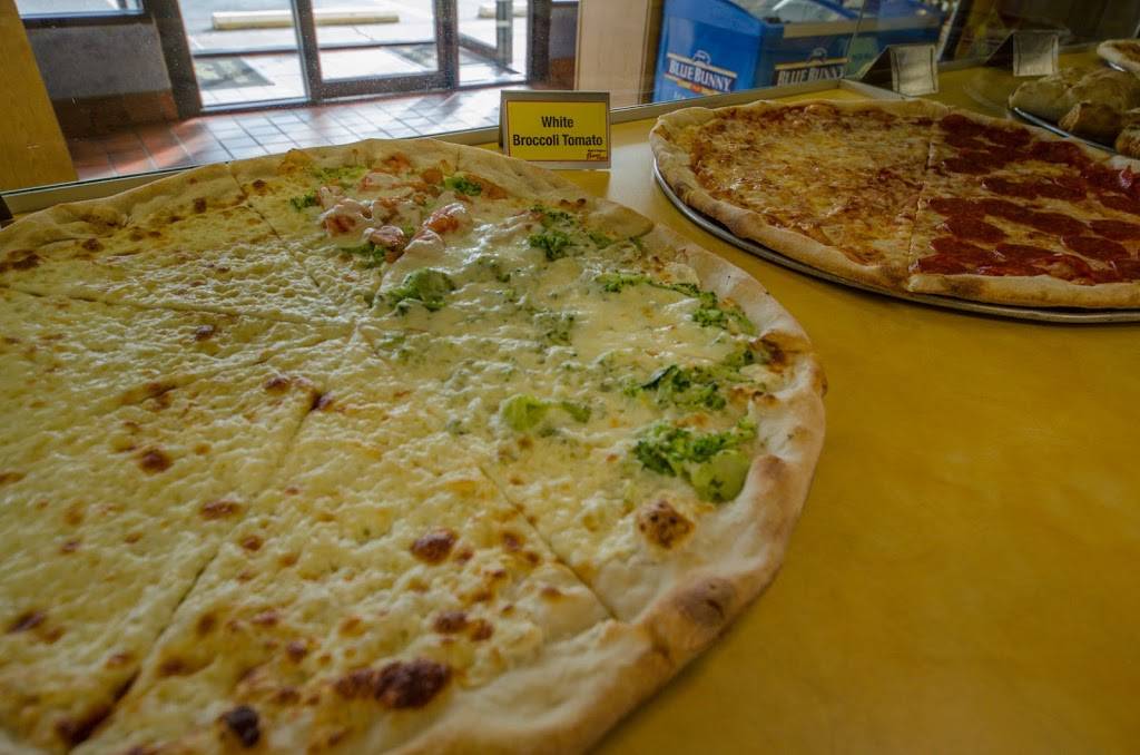 Walts Original Primo Pizza | restaurant | 35 Shore Rd, Somers Point, NJ 08244, USA | 6099274464 OR +1 609-927-4464