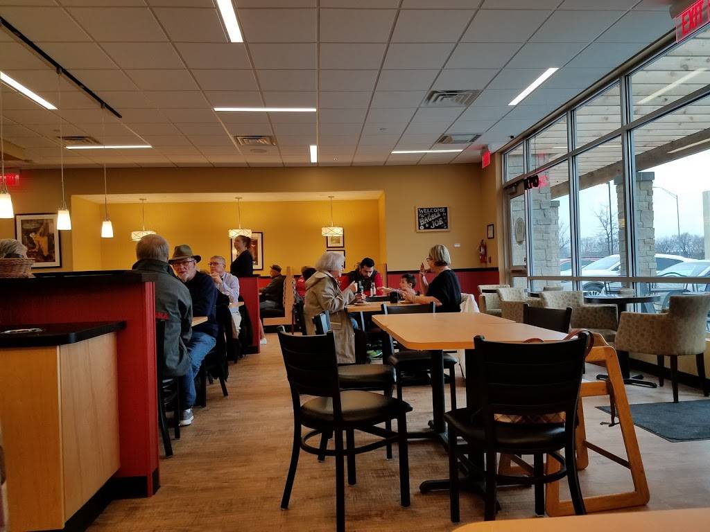 Bagels & Joe | bakery | 7811 Pioneers Blvd, Lincoln, NE 68506, USA | 40242377973 OR +1 402-423-7797 ext. 3