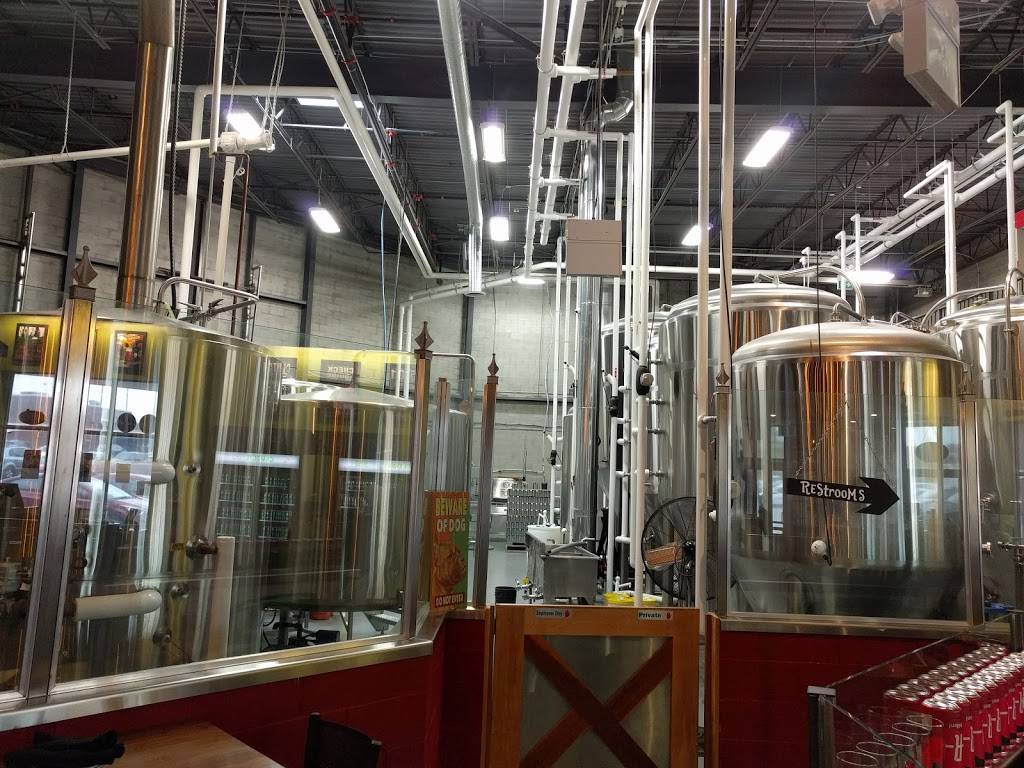 Redline Brewhouse | restaurant | 431 Bayview Dr 8 & 9, Barrie, ON L4N 8Y2, Canada | 7058819988 OR +1 705-881-9988