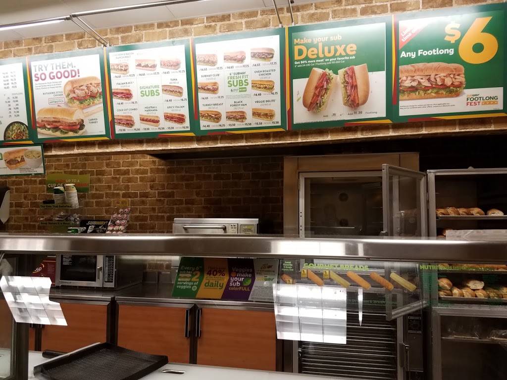 Subway Restaurants | restaurant | 1179 E Dundee Rd, Palatine, IL 60074, USA | 8479910301 OR +1 847-991-0301