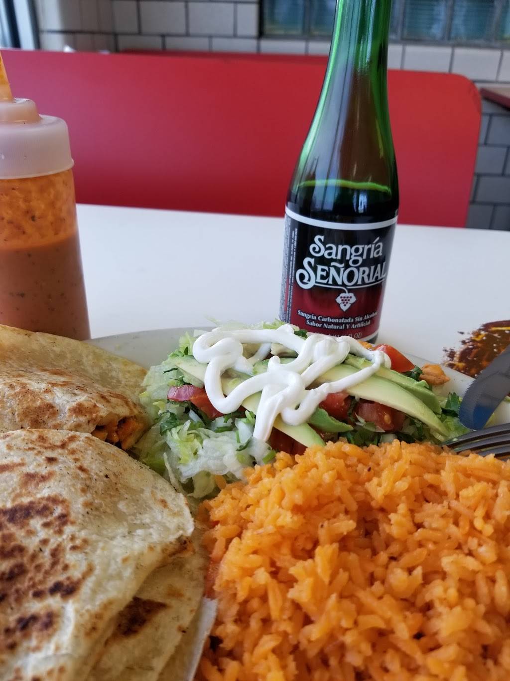 La Cosinita Restaurant | restaurant | 1627 Division Ave S, Grand Rapids, MI 49507, USA | 6162580292 OR +1 616-258-0292