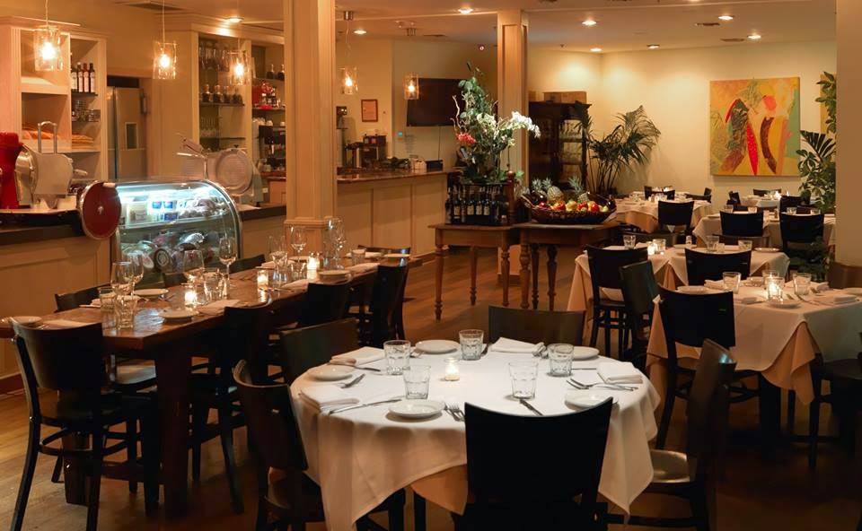 Caffe Roma | restaurant | 350 N Canon Dr, Beverly Hills, CA 90210, USA | 3102747834 OR +1 310-274-7834