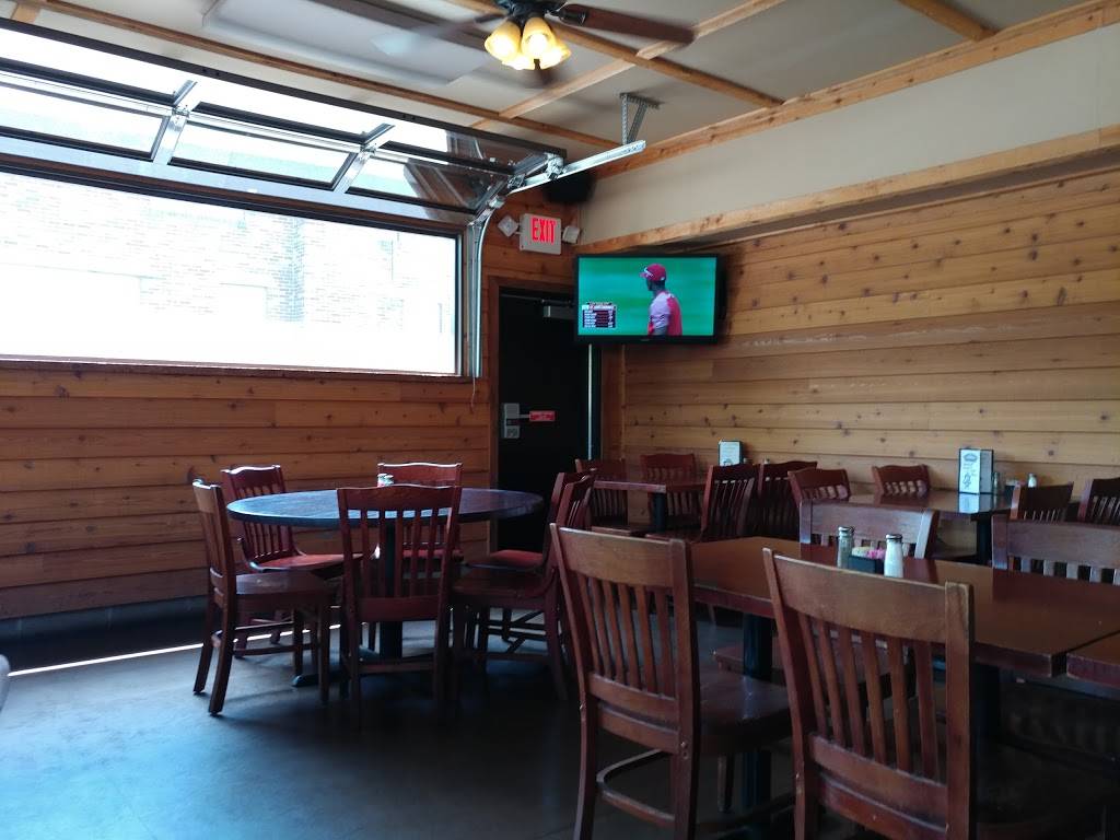 Fletchers Kitchen & Tap | restaurant | 6101 W Main St, Belleville, IL 62223, USA | 6182393317 OR +1 618-239-3317