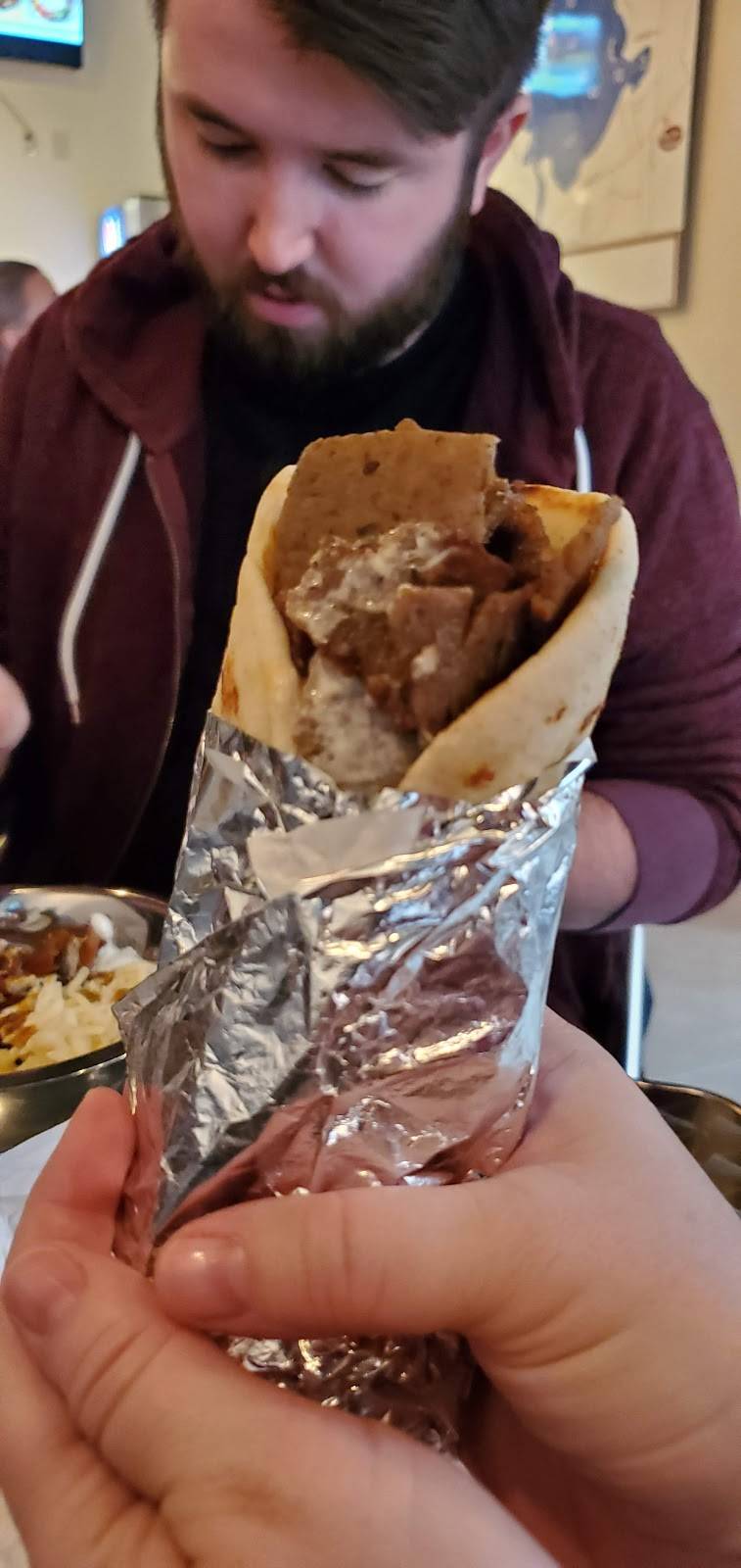 Luckys Spitfire | restaurant | S74W17090 Janesville Rd, Muskego, WI 53150, USA | 4145261220 OR +1 414-526-1220