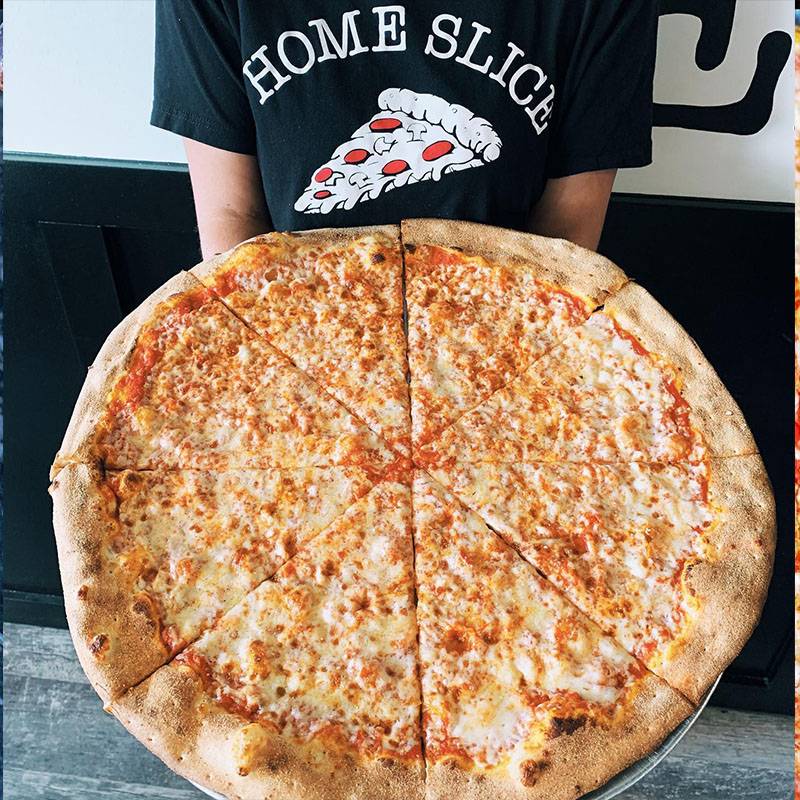 Gennaros Pizza Parlor | restaurant | 1704 Western Ave, Albany, NY 12203, USA | 5186080300 OR +1 518-608-0300