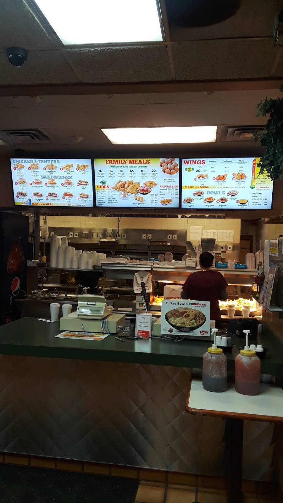 Browns Chicken | restaurant | 1500 W North Ave, Melrose Park, IL 60160, USA | 7083453101 OR +1 708-345-3101