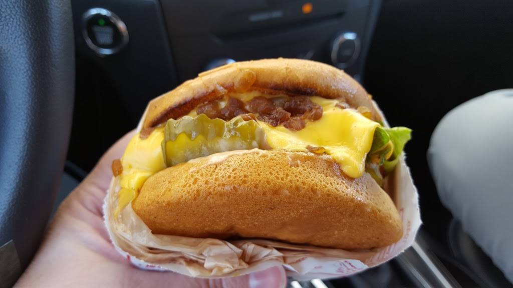In-N-Out Burger | restaurant | 28782 Camino Capistrano, San Juan Capistrano, CA 92675, USA | 8007861000 OR +1 800-786-1000