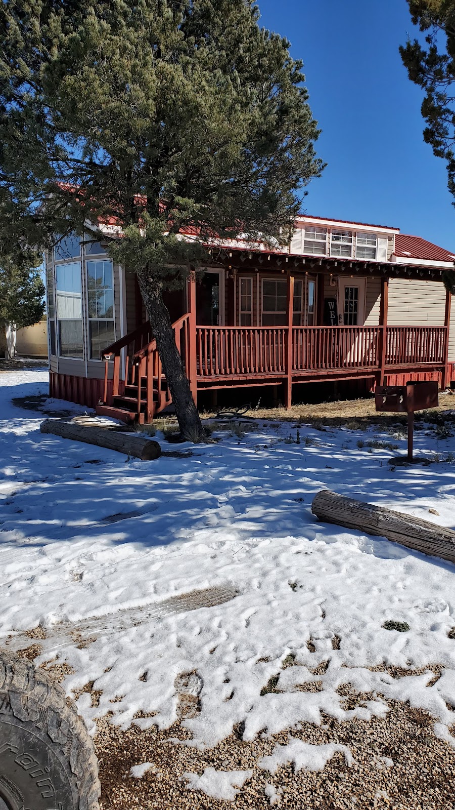 Queens RV Park and Restaurant | restaurant | 3670 Queens Hwy, Carlsbad, NM 88220, USA | 3255139338 OR +1 325-513-9338